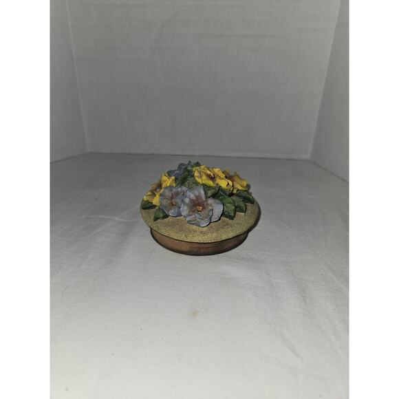 Garden Bees Honey Flowers Jar Candle Holder Topper Lid Resin Wilderness - Picture 3 of 5